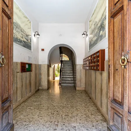 Petra Apartments San Giovanni-2